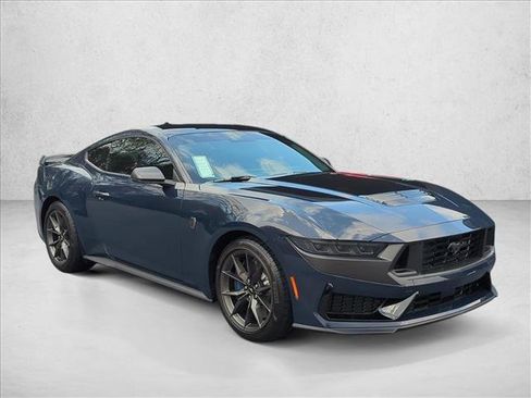 Used 2024 Ford Mustang Dark Horse image 3