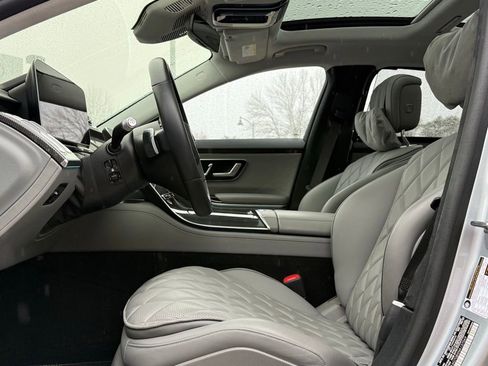 Used 2022 Mercedes-Benz S 580 4MATIC Sedan image 35