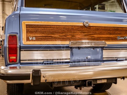 Used 1987 Jeep Grand Wagoneer AWD/4WD image 37