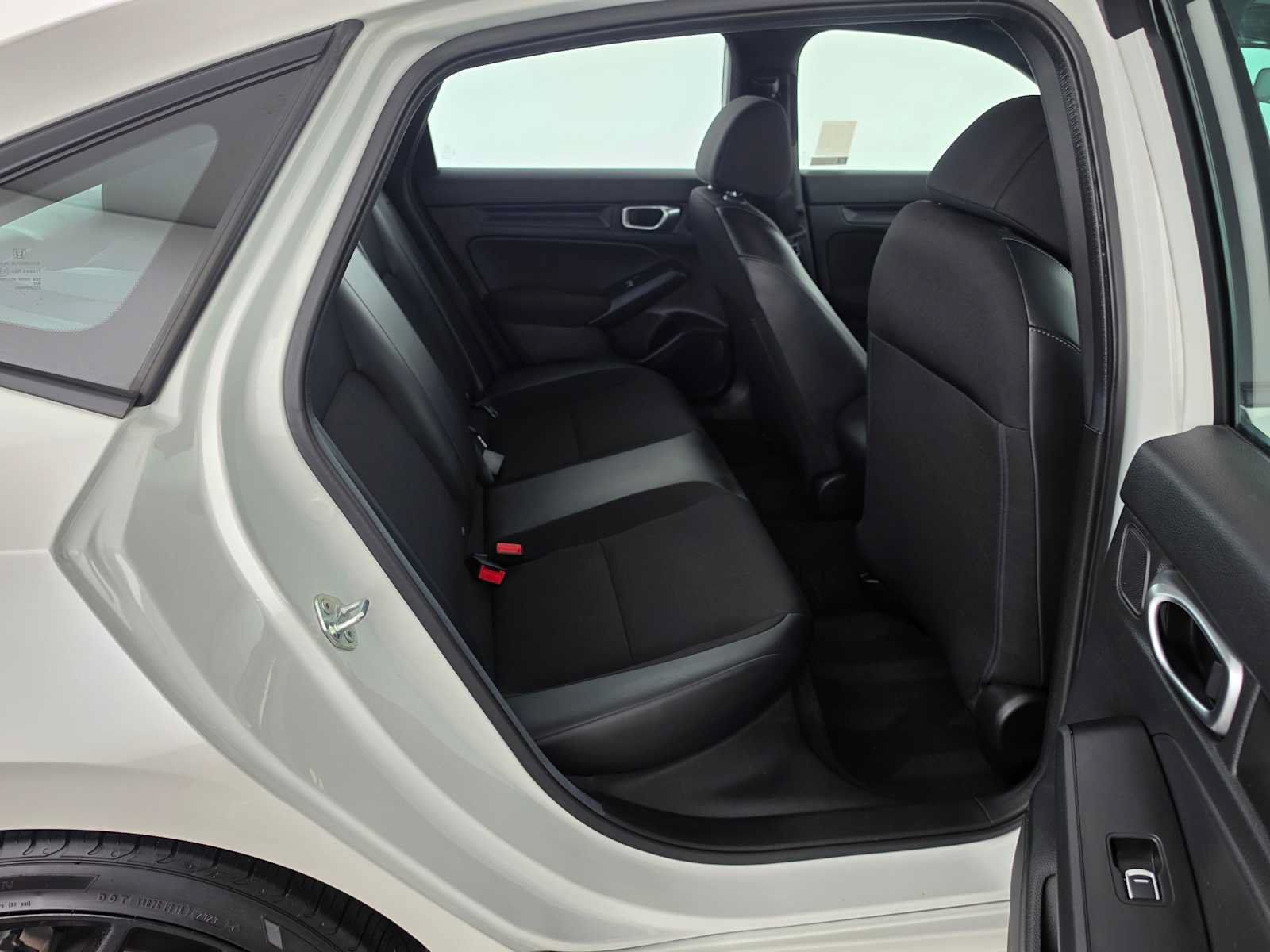Used 2024 Honda Civic Sport image 12