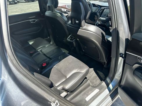 Used 2018 Volvo XC90 T6 Momentum w/ Convenience Package AWD/4WD image 12