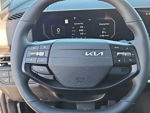 New 2026 Kia Sportage SX image 18