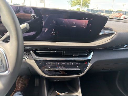 Used 2025 Buick Envista Avenir FWD image 14