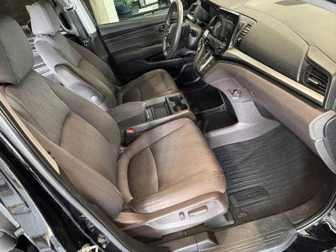 Used 2020 Honda Odyssey EX image 16