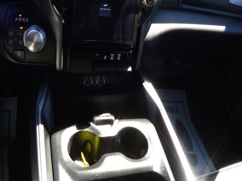 Used 2025 RAM 1500 Laramie AWD/4WD image 33