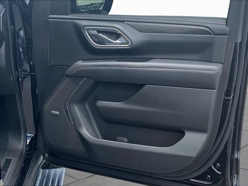 Used 2021 GMC Yukon XL AT4 w/ AT4 Premium Plus Package AWD/4WD image 21