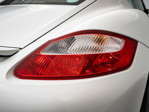 Used 2008 Porsche Cayman S RWD image 13