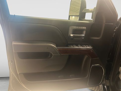 Used 2015 GMC Sierra 2500 SLT AWD/4WD image 8