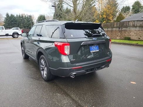 Certified 2023 Ford Explorer XLT w/ Equipment Group 202A image 3