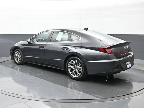Used 2023 Hyundai Sonata SEL w/ Preferred Accessory Package FWD image 5