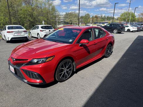 Certified 2024 Toyota Camry SE w/ Cold Weather Package image 2