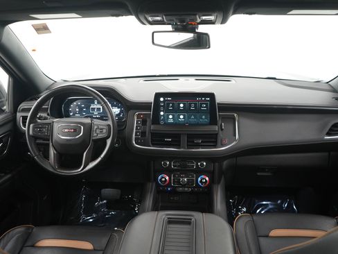 Used 2022 GMC Yukon AT4 AWD/4WD image 14