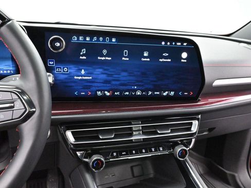 Used 2024 Chevrolet Traverse RS w/ LPO, Floor Liner Package image 20