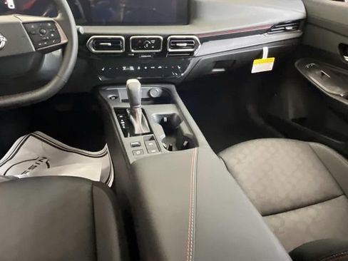 New 2026 Nissan Sentra SR w/ SR Premium Package FWD image 15