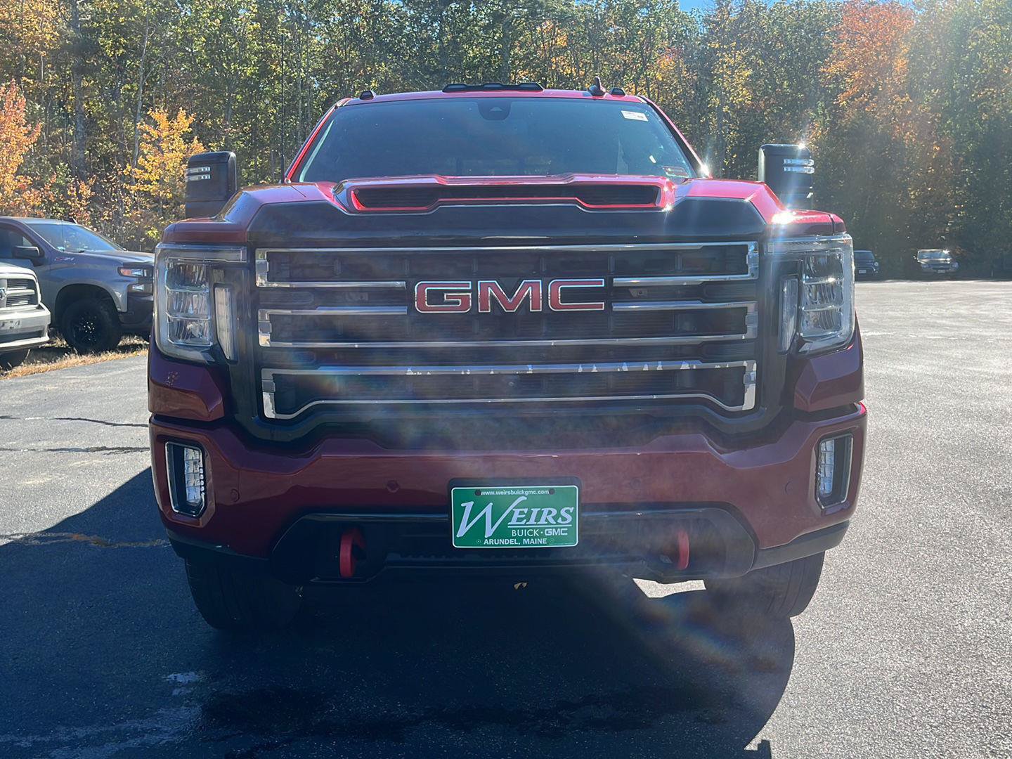 Used 2023 GMC Sierra 2500 AT4 w/ AT4 Preferred Package AWD/4WD image 8