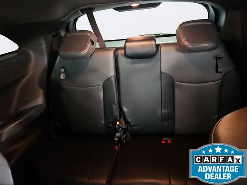 Used 2022 Toyota Sienna XSE FWD image 26