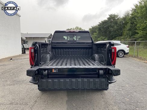 Used 2024 GMC Sierra 2500 Denali image 19