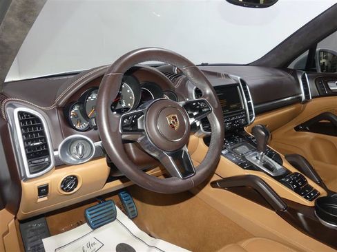 Used 2016 Porsche Cayenne GTS AWD/4WD image 24