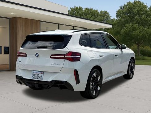 Used 2025 BMW X3 xDrive30i w/ M Sport Package AWD/4WD image 8
