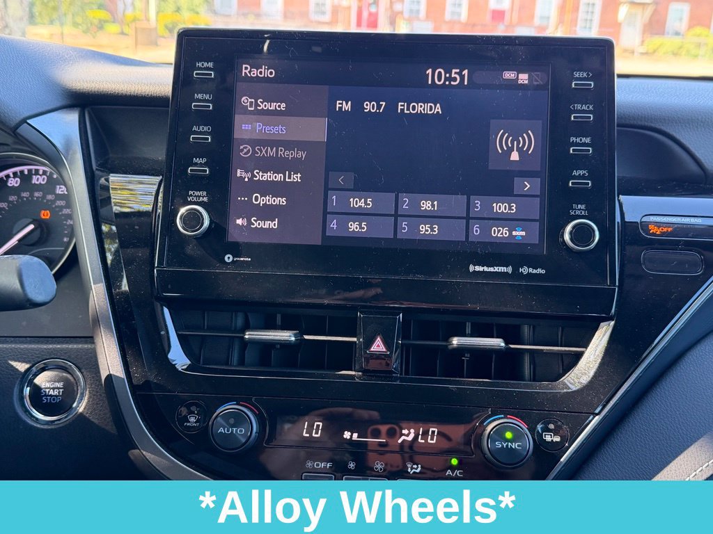 Used 2021 Toyota Camry SE w/ Audio Upgrade Package FWD image 19