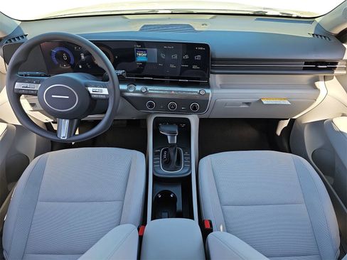 New 2026 Hyundai Kona SE image 9