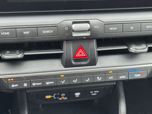 New 2026 Kia K4 LXS image 19