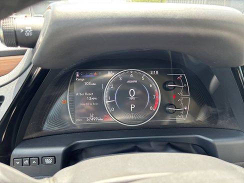 Used 2024 Lexus ES 350 w/ Premium Package FWD image 20