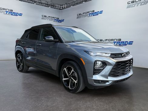 Used 2022 Chevrolet TrailBlazer RS image 3