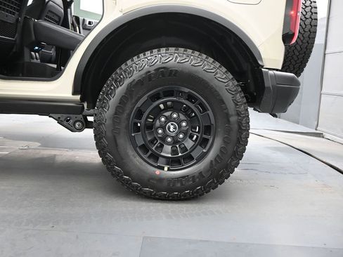 New 2026 Ford Bronco Badlands image 20