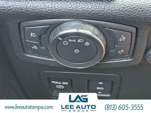 Used 2018 Ford F150 Platinum w/ Equipment Group 701A Luxury AWD/4WD image 23