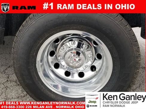 New 2026 RAM 3500 Laramie w/ Max Tow Package AWD/4WD image 17
