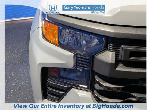 Used 2025 Chevrolet Silverado 1500 Custom Trail Boss AWD/4WD image 12