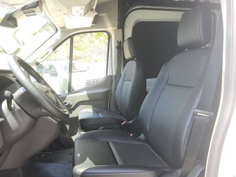 New 2026 Ford Transit 150 148 Medium Roof w/ Load Area Protection Package RWD image 6