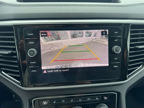 Used 2019 Volkswagen Atlas SEL R-Line AWD/4WD image 21