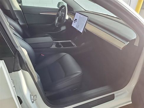 Used 2021 Tesla Model 3 Long Range AWD/4WD image 7