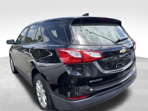 Used 2020 Chevrolet Equinox LS FWD image 11