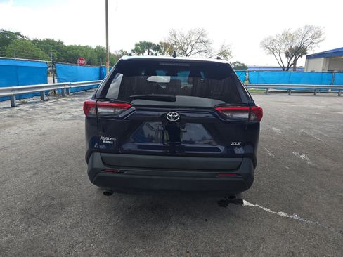 Used 2021 Toyota RAV4 XLE image 7