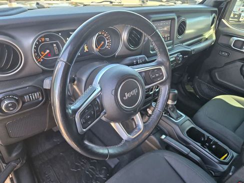 Used 2020 Jeep Gladiator Sport w/ Quick Order Package 24S AWD/4WD image 10