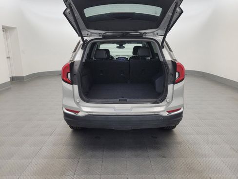 Used 2022 GMC Terrain SLT AWD/4WD image 29
