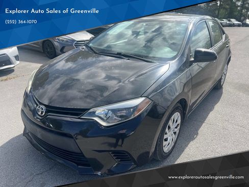 Used 2015 Toyota Corolla LE image 1