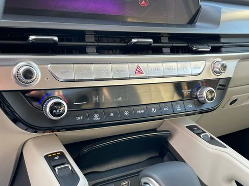 New 2025 Kia Telluride S image 18