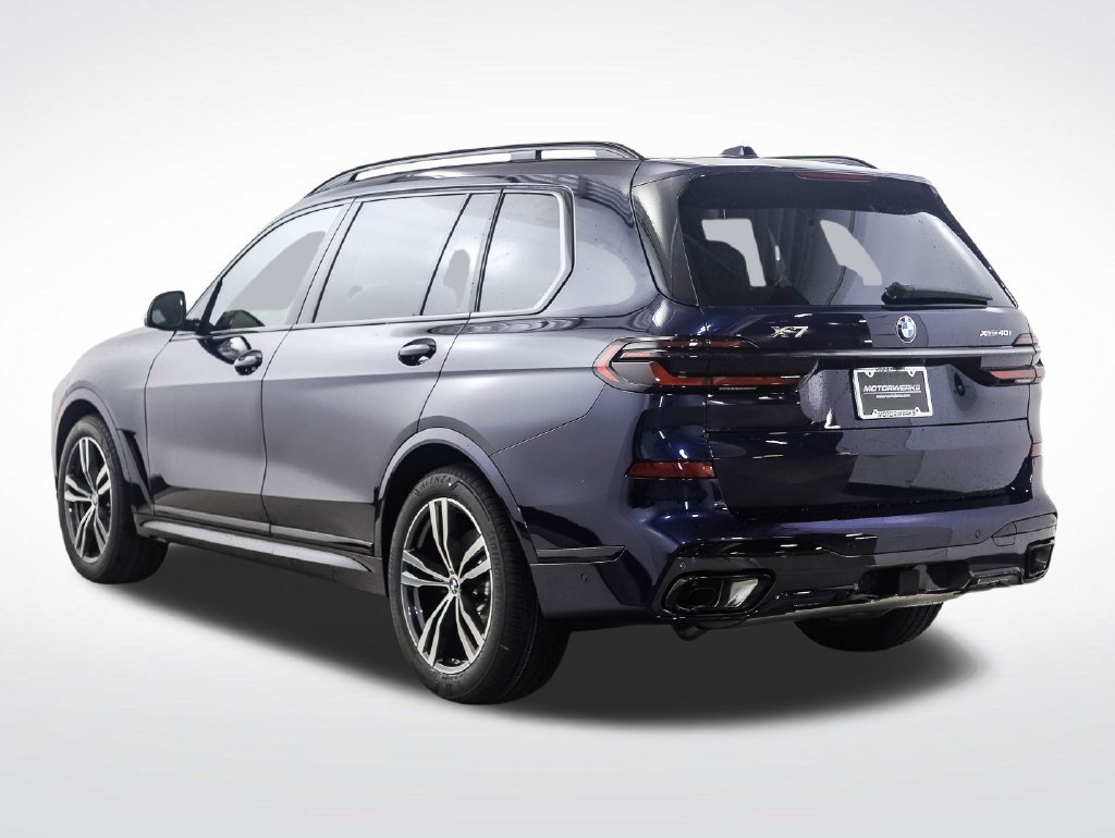 Used 2027 BMW X7 xDrive40i w/ M Sport Package AWD/4WD image 3