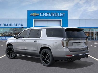 New 2026 Chevrolet Suburban Premier w/ Sun And Tow Package