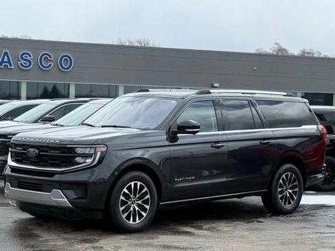 Used 2025 Ford Expedition Max Platinum image 42