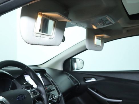 Used 2014 Ford Focus Titanium image 19