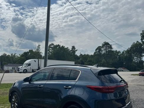 Used 2021 Kia Sportage S w/ S FWD Premium Package image 6