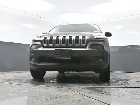 Used 2015 Jeep Cherokee Latitude w/ Cold Weather Group image 26