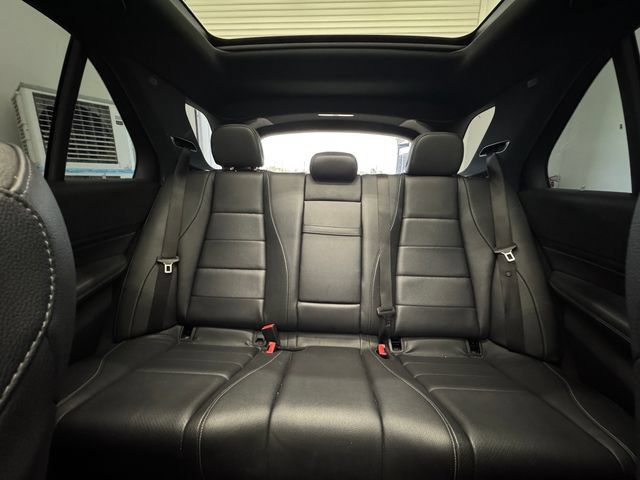 Used 2020 Mercedes-Benz GLE 350 image 7