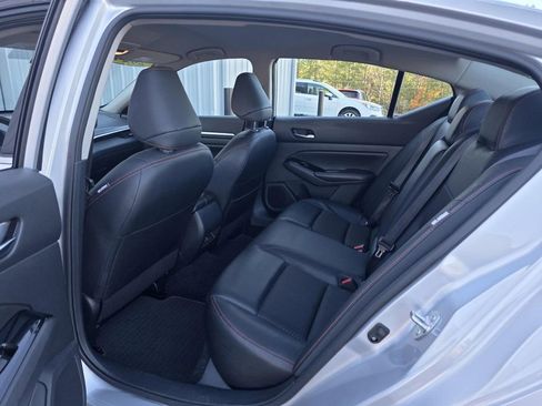 Used 2024 Nissan Altima 2.5 SR image 23