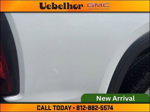 Used 2020 GMC Sierra 1500 SLE w/ SLE Value Package image 15